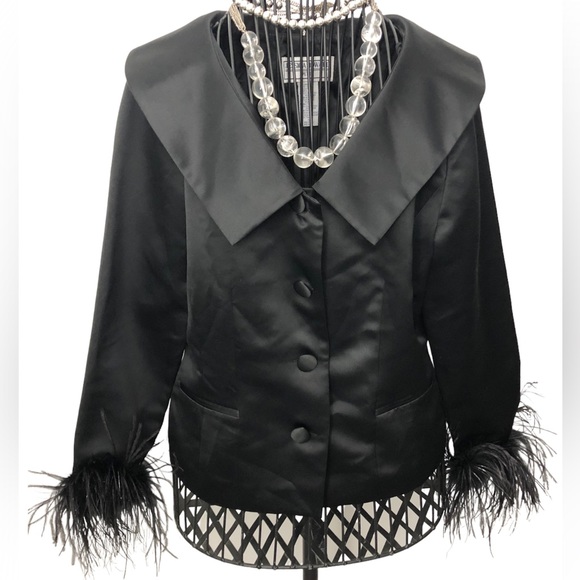 Jessica Howard feathers black blazer size 12p - Picture 3 of 9